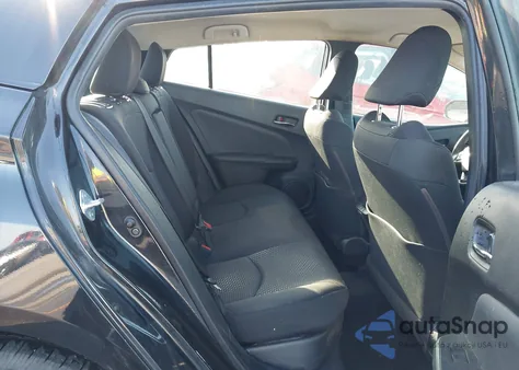 2021 Toyota Prius Le z USA, uszkodzony, nr VIN JTDKAMFU6M3148181